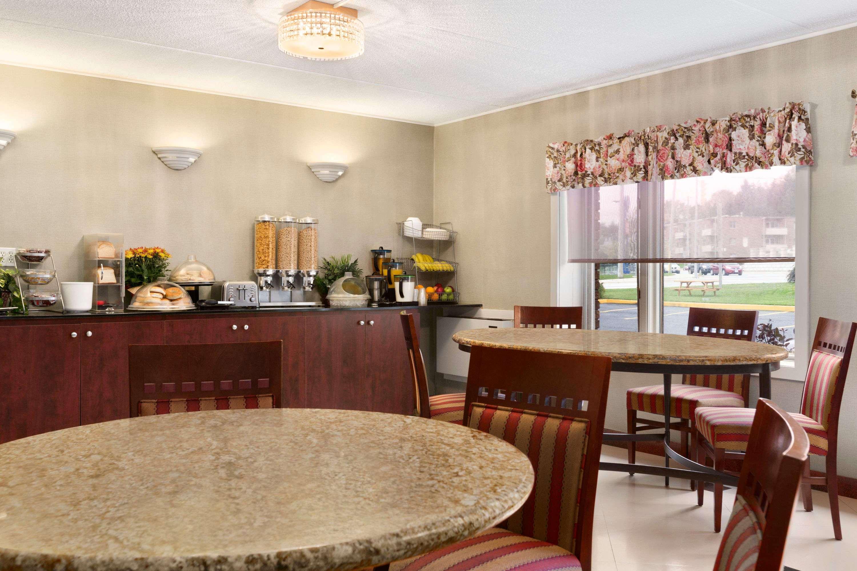 Travelodge By Wyndham Owen Sound On Exteriör bild