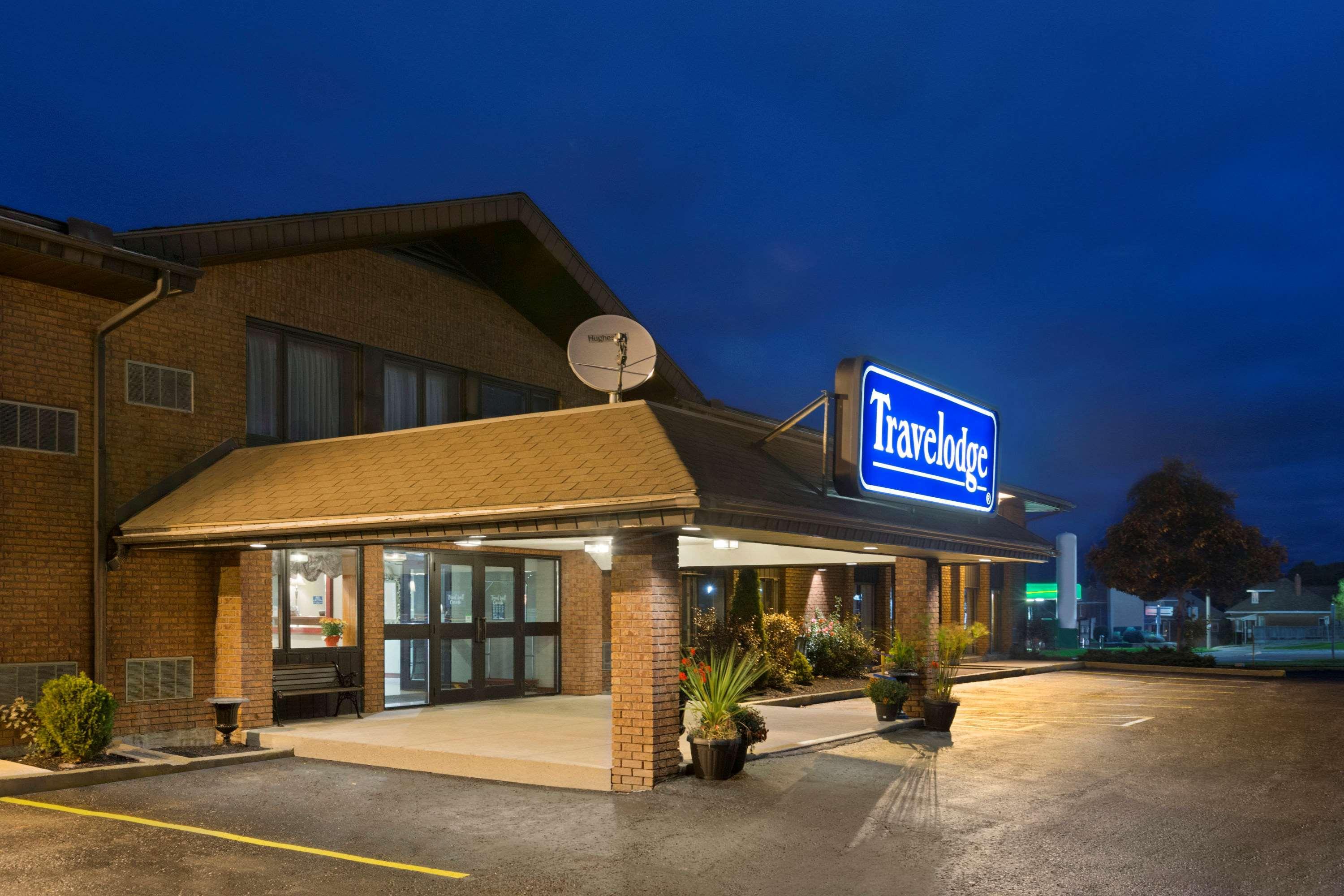 Travelodge By Wyndham Owen Sound On Exteriör bild